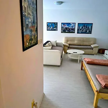 - Elegant With Private Parking Otel 3*